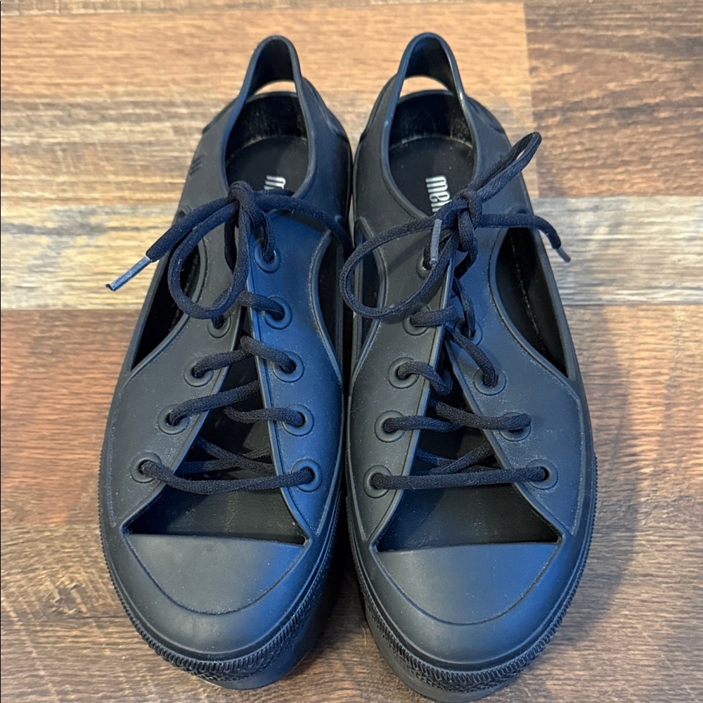 Melissa black Platforms with laces